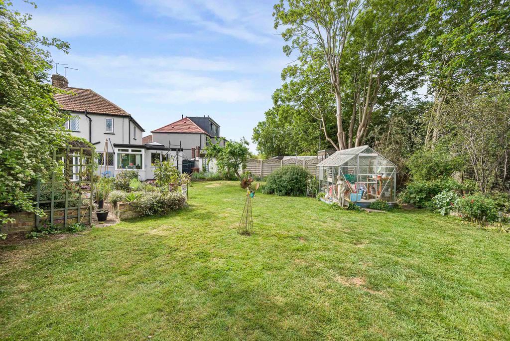 Additional image 22 of 3 bed semi-detached house for saleWindsor Road, Bexleyheath DA6