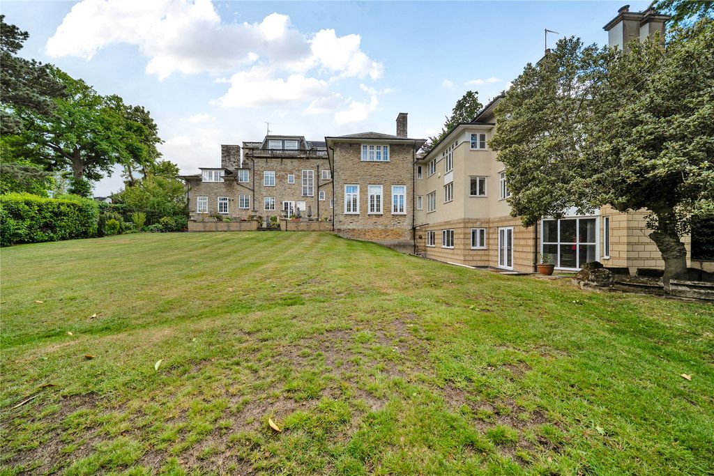 Additional image 13 of 3 bed flat for saleManor Place, Mavelstone Road, Bromley BR1