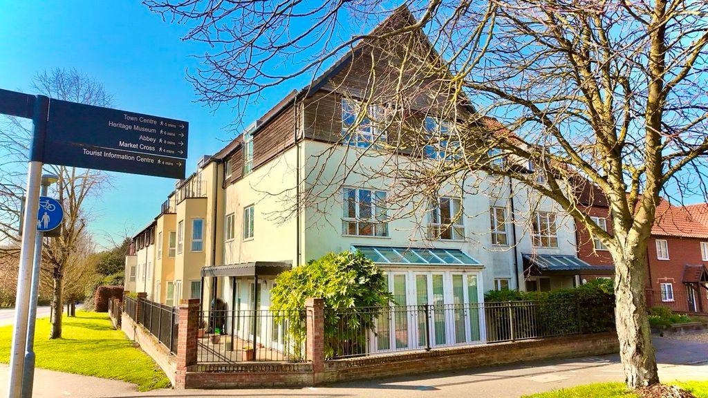 2 bed flat for saleFairland Court, Wymondham NR18