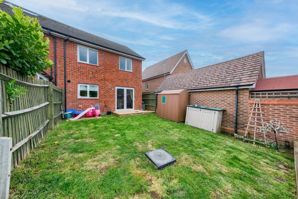 Additional image 10 of 3 bed semi-detached house for saleBoehm Drive, Alcester B49