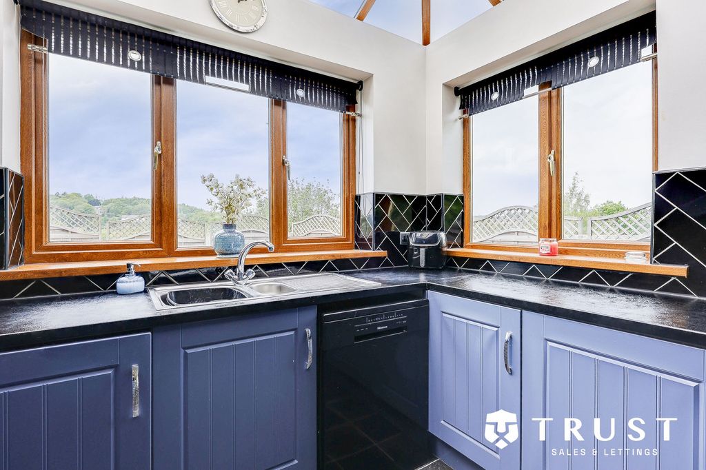 Additional image 10 of 3 bed detached house for saleMill Lane, Batley WF17