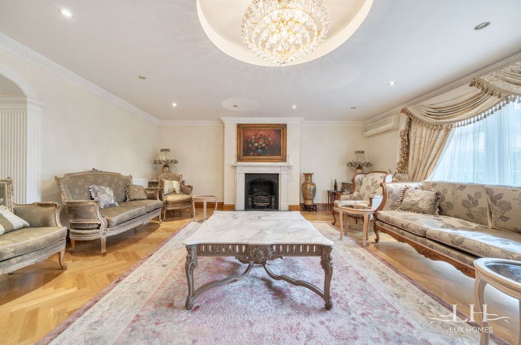 Additional image 4 of 4 bed detached house for saleNelmes Road, Emerson Park RM11