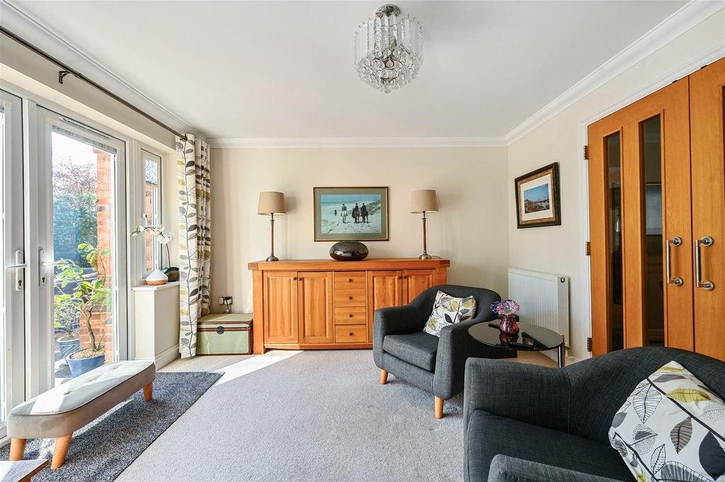 Additional image 5 of 4 bed detached house for saleClavering Walk, Cooden, Bexhill-On-Sea TN39