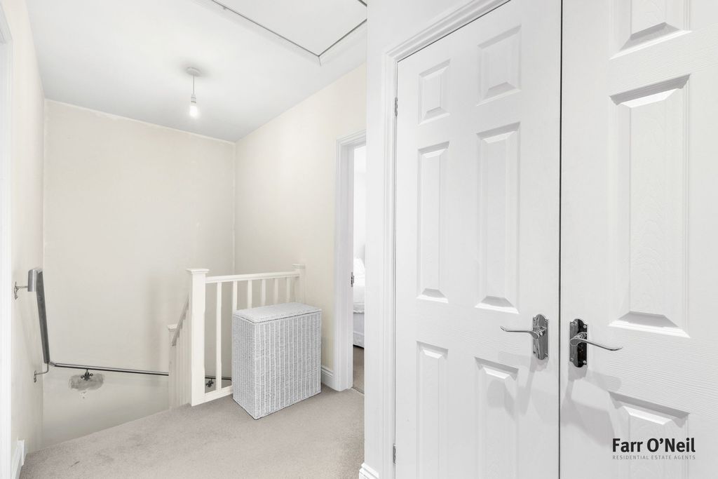 Additional image 20 of 3 bed end terrace house for salePalmerston Road, Buckhurst Hill IG9