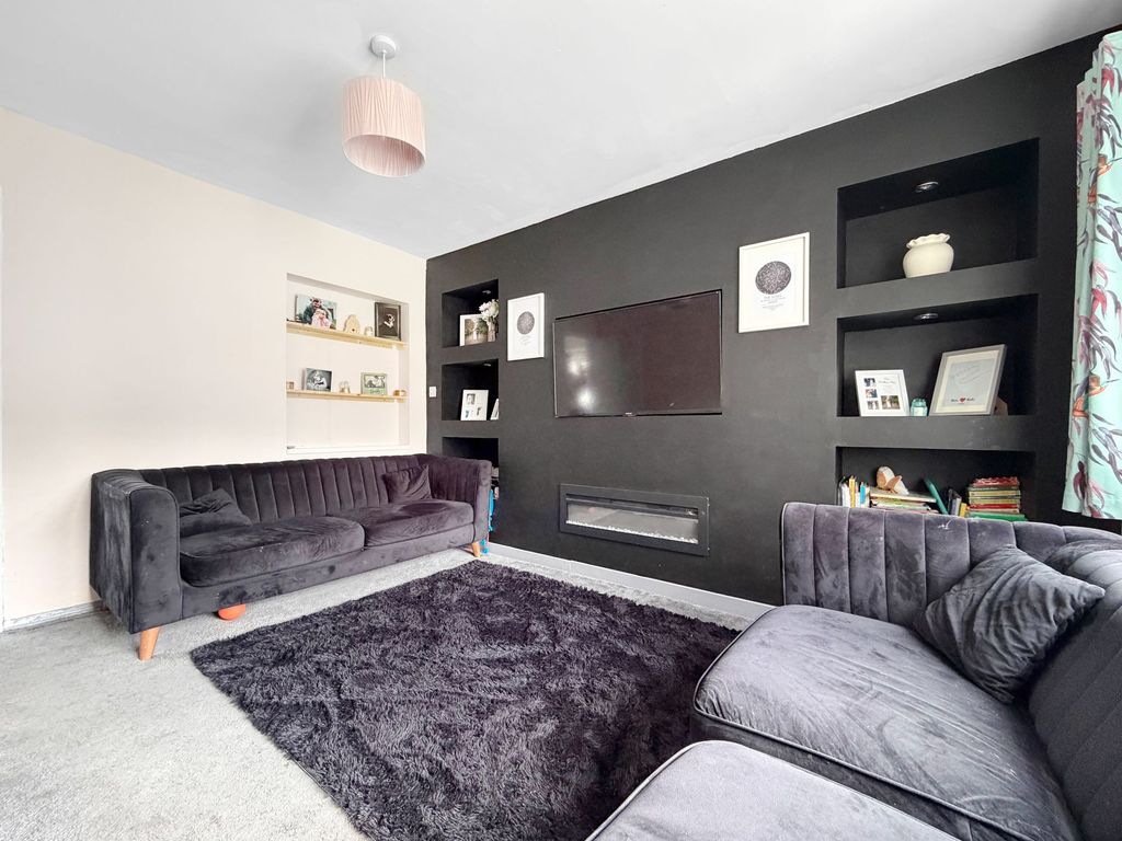 Additional image 4 of 3 bed semi-detached house for saleHeol Trecastell, Caerphilly CF83