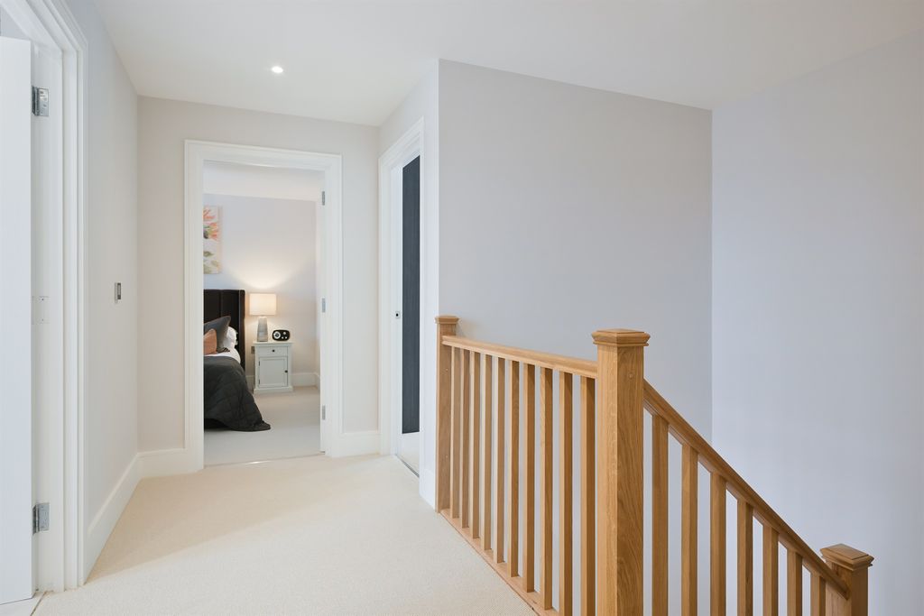 Additional image 16 of 4 bed detached house for saleHuntersfield Farm, Fairlawn Road, Banstead SM7