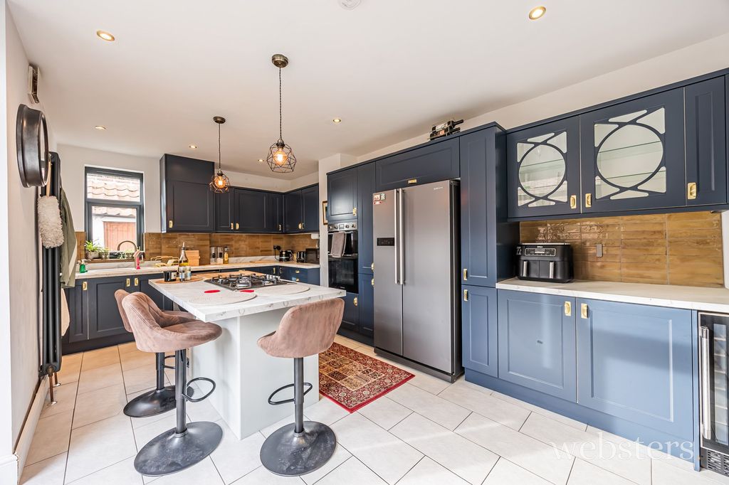 Additional image 5 of 3 bed semi-detached house for saleNew North Road, Attleborough NR17