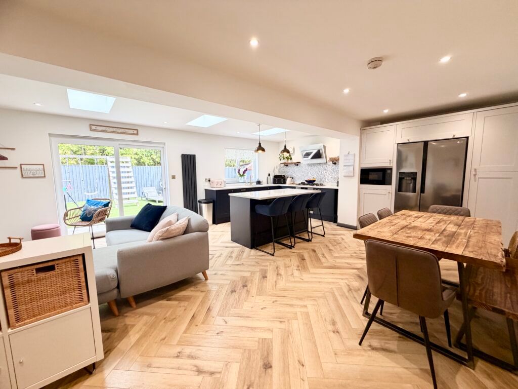 4 bed detached house for saleCambridge Crescent, Airdrie ML6 photo 5
