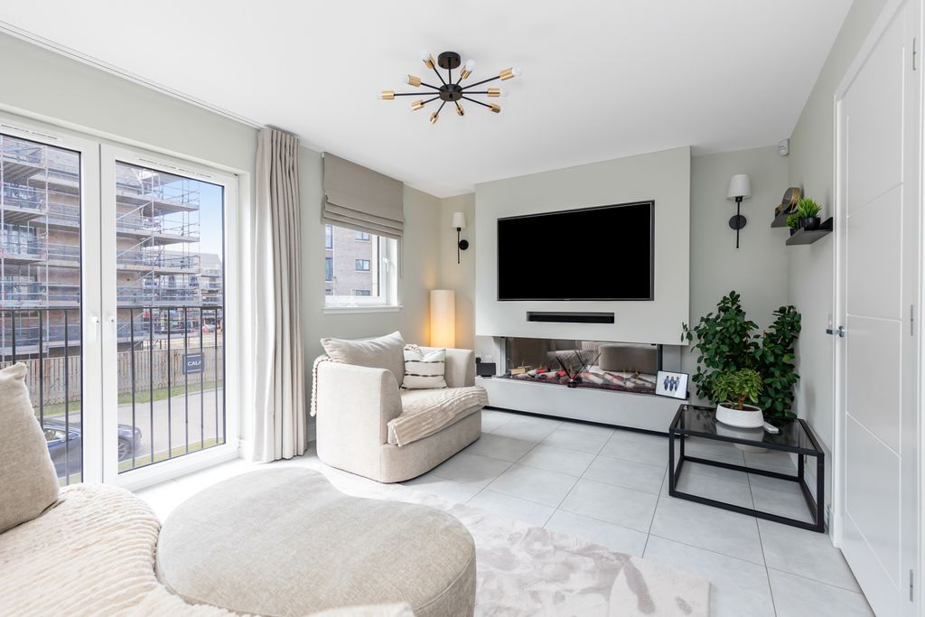 Additional image 10 of 3 bed town house for sale16 Kettleslaw Cruik, South Queensferry EH30