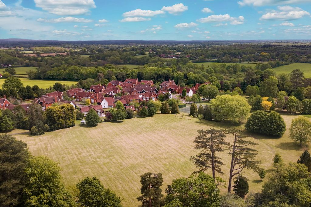 Additional image 25 of 4 bed detached house for saleOakley Gardens, Brockham Park RH3