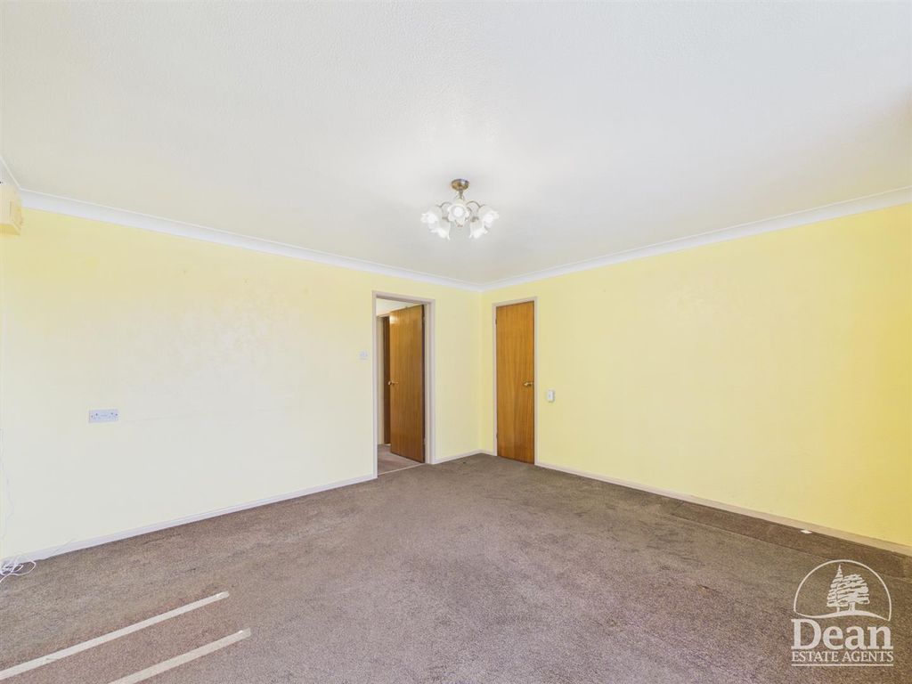 Additional image 4 of 2 bed flat for saleHawthorn Court, Kimberley Drive, Lydney GL15