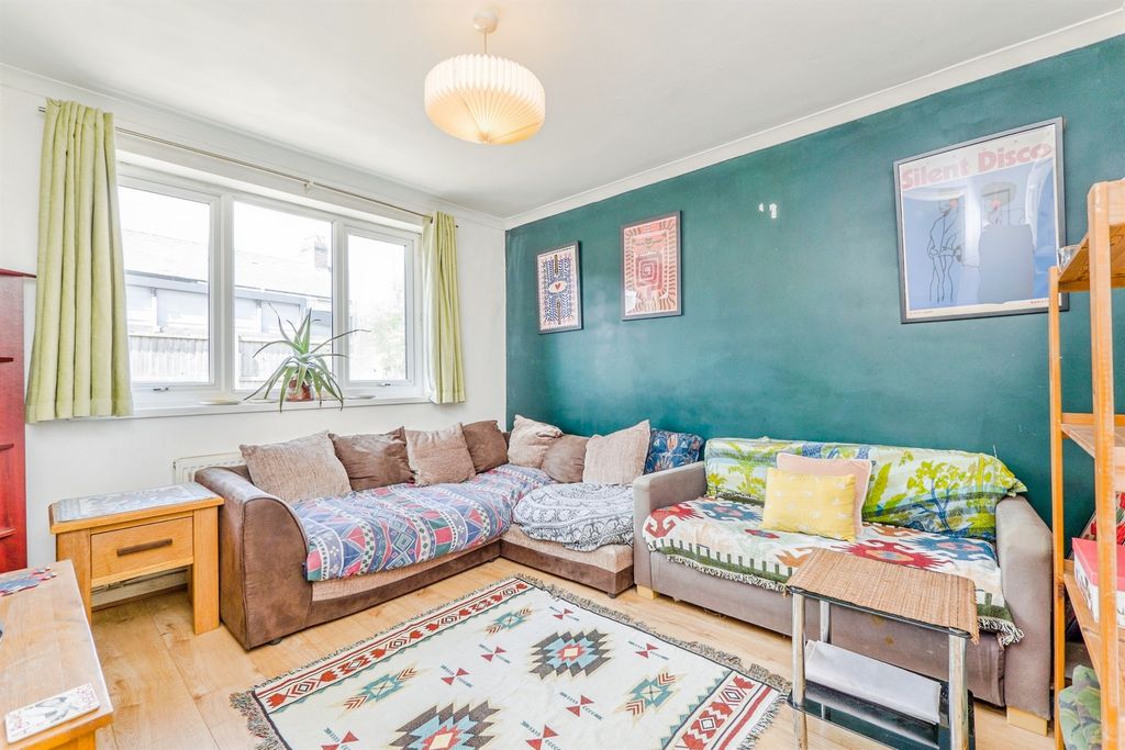 Additional image 2 of 3 bed semi-detached house for saleMadoc Road, Tremorfa, Cardiff CF24