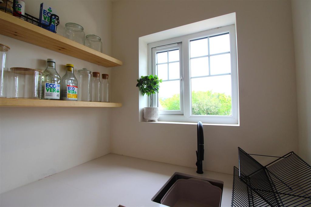Additional image 14 of 3 bed detached bungalow for saleManor Road, Pontllanfraith, Blackwood NP12