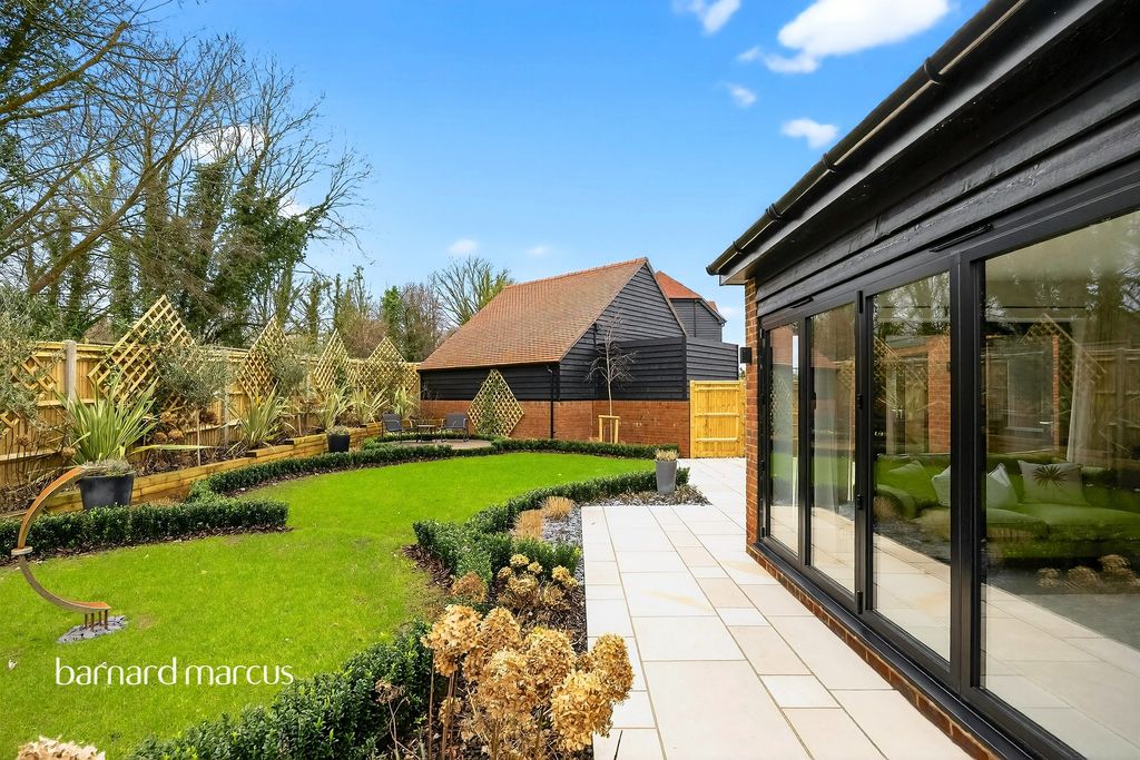 Additional image 25 of 4 bed detached house for saleHuntersfield Farm, Fairlawn Road, Banstead SM7