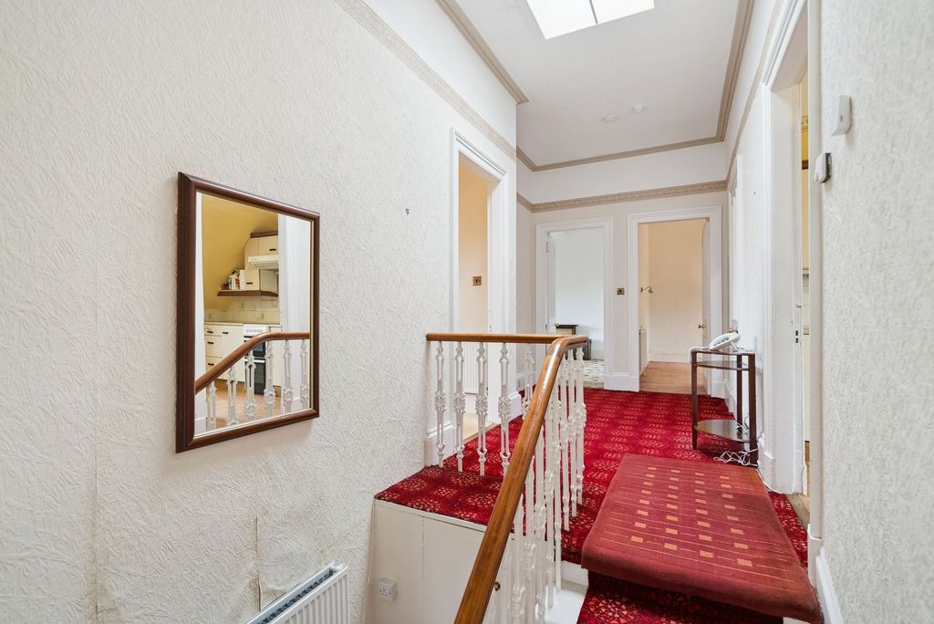 Additional image 10 of 3 bed flat for sale125A East Princes Street, Helensburgh G84