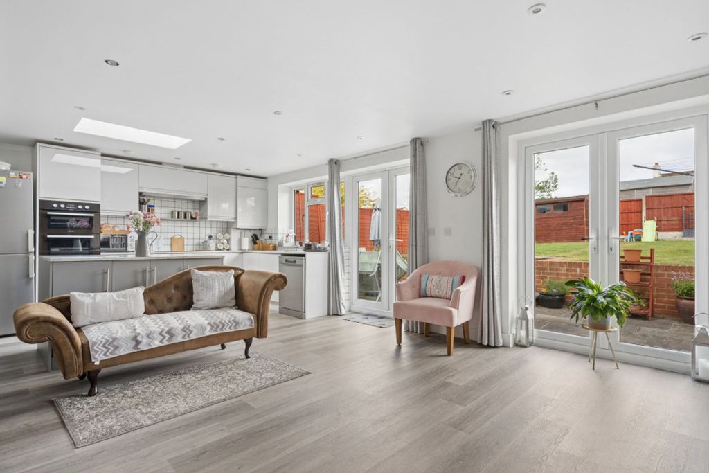 Additional image 5 of 2 bed semi-detached bungalow for saleCarpenders Avenue, Carpenders Park WD19