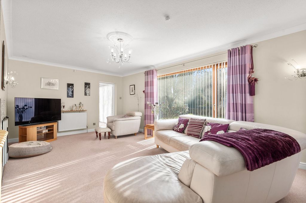 Additional image 2 of 3 bed detached house for saleDrummond Avenue, Auchterarder PH3