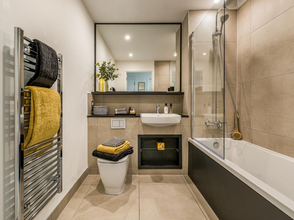 Additional image 10 of 1 bed flat for saleKent Avenue, Dagenham RM9