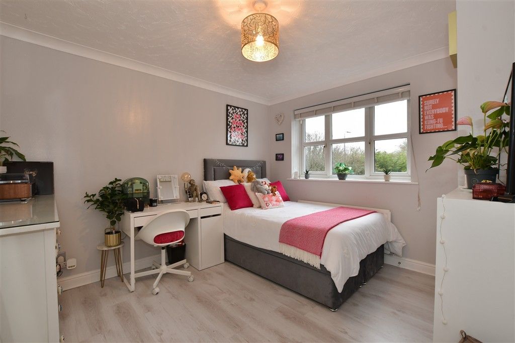 Additional image 18 of 4 bed detached house for saleHornbeam Way, Laindon, Basildon, Essex SS15