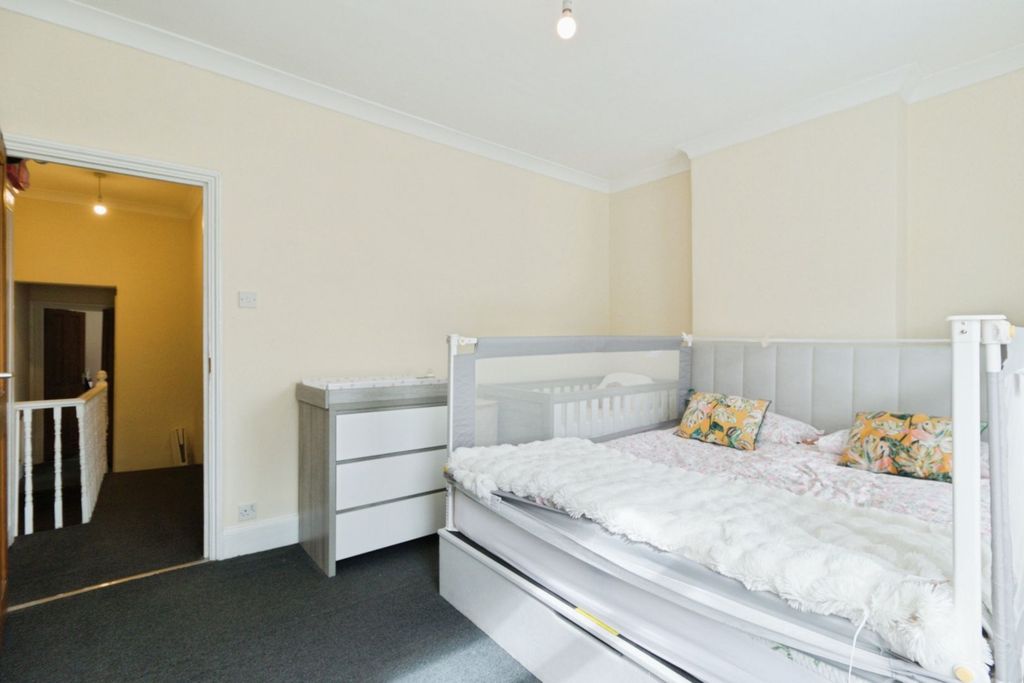 Additional image 11 of 3 bed semi-detached house for saleOrchard Road, Belvedere DA17