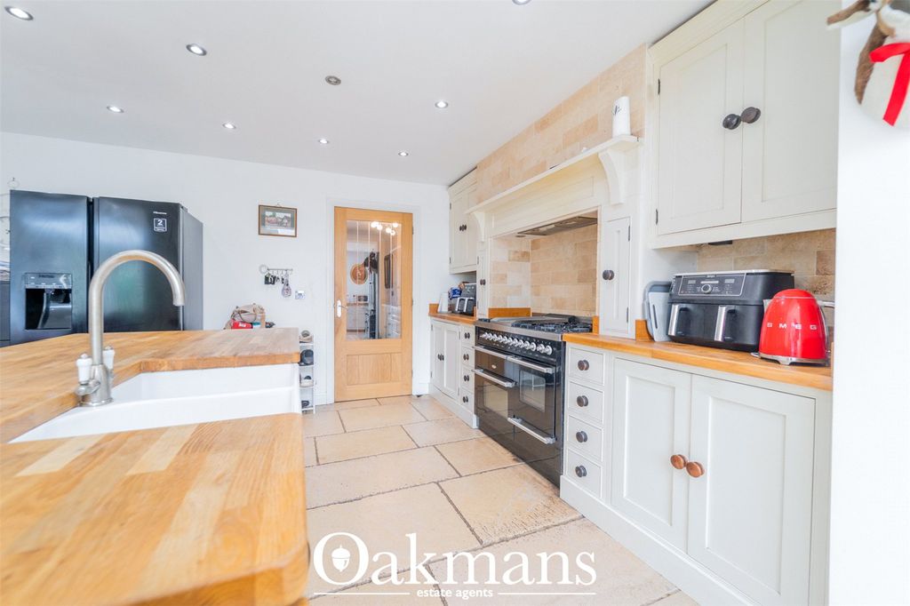 Additional image 3 of 6 bed detached house for saleBlossom Drive, Bromsgrove, Worcestershire B61
