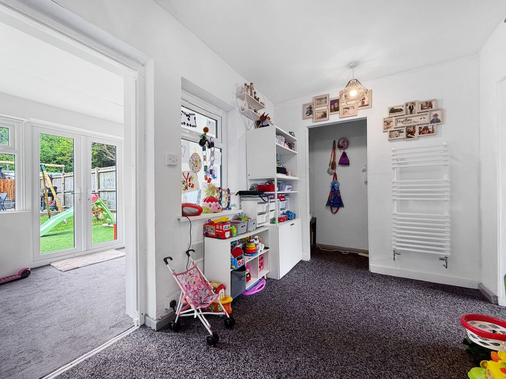 Additional image 5 of 3 bed semi-detached house for saleHeol Trecastell, Caerphilly CF83