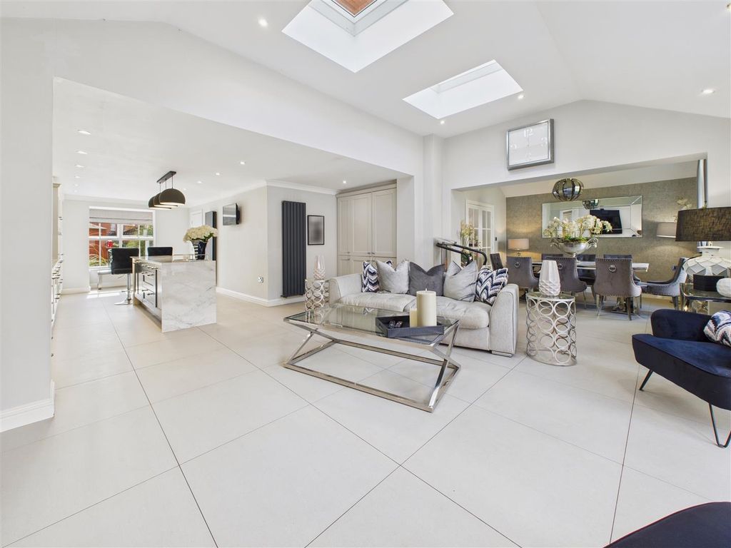 Additional image 3 of 5 bed detached house for saleAlder Close, Brough HU15