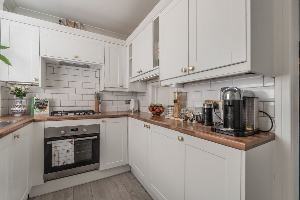 Additional image 7 of 1 bed flat for saleEssenden Road, Belvedere, Kent DA17