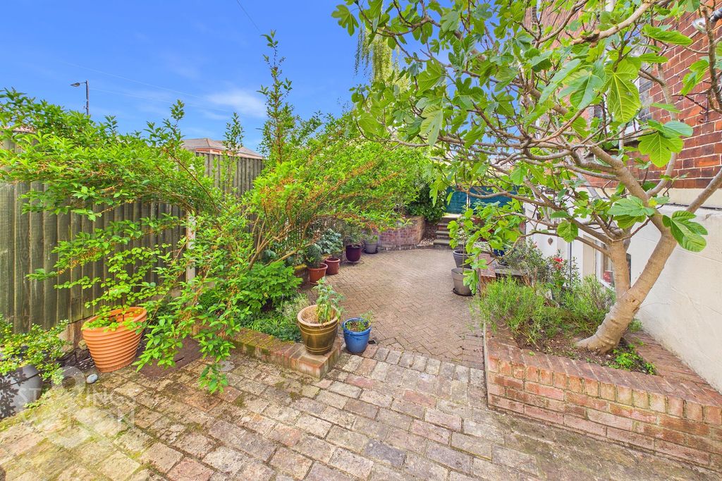 Additional image 23 of 5 bed semi-detached house for saleStation Road, Beccles NR34