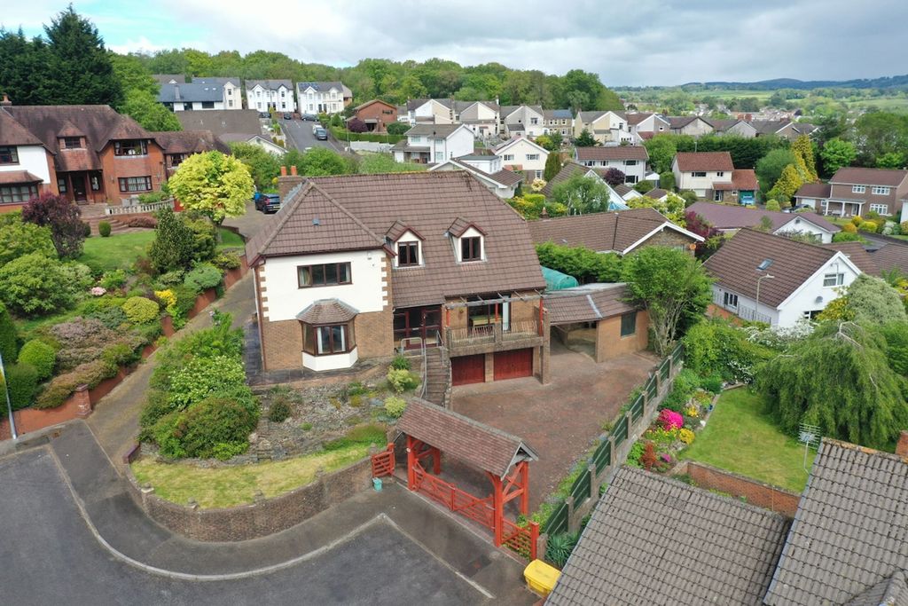 4 bed detached house for saleAspen Avenue, Blackwood NP12