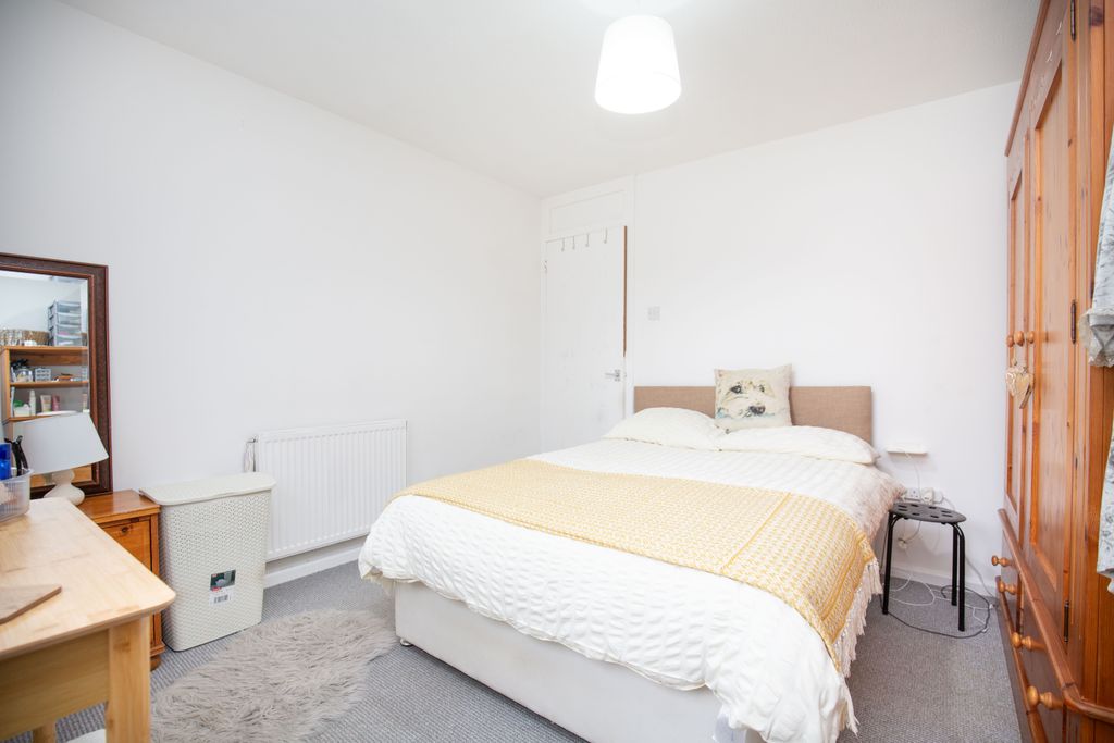 Additional image 8 of 2 bed flat for saleEdale, Wilnecote, Tamworth B77