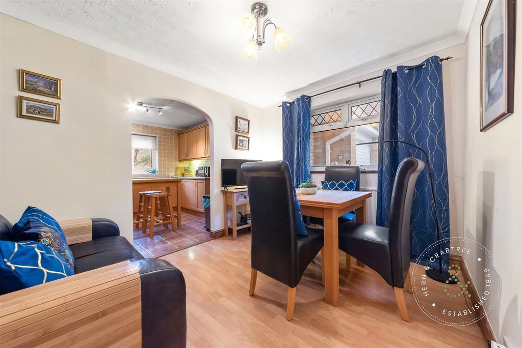 Additional image 4 of 2 bed detached bungalow for saleParc-Y-Felin, Creigiau, Cardiff CF15