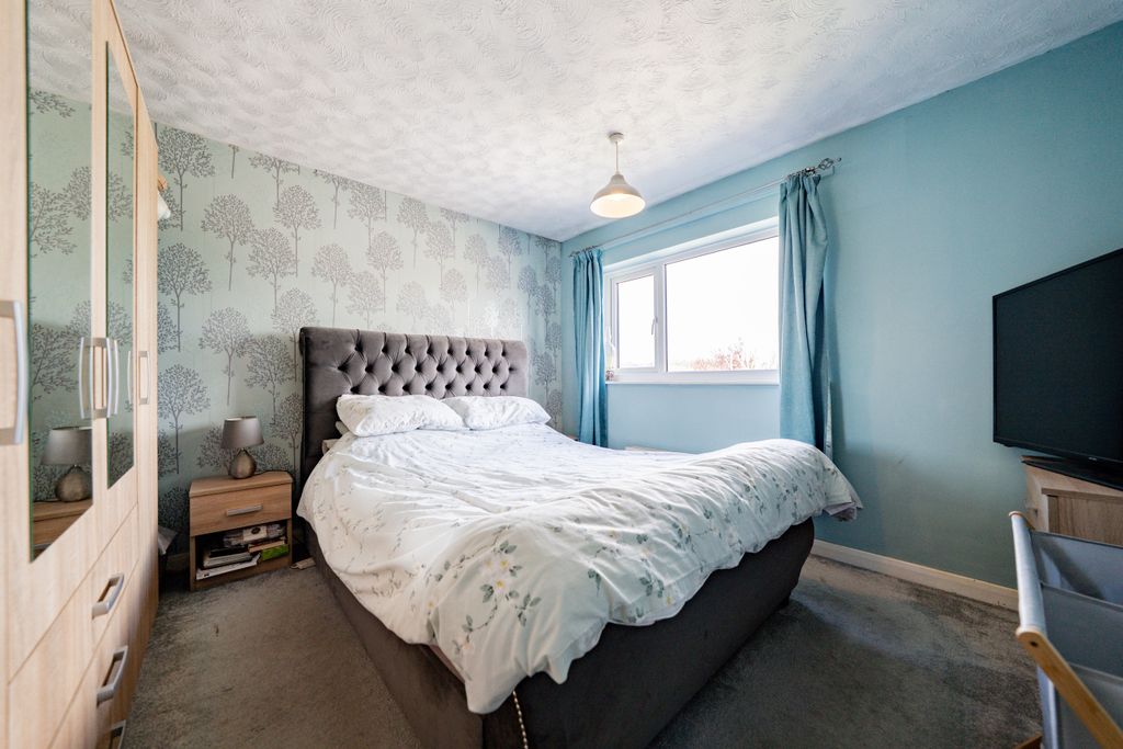 Additional image 15 of 3 bed semi-detached house for saleWhitcroft Close, Markfield, Leicestershire LE67