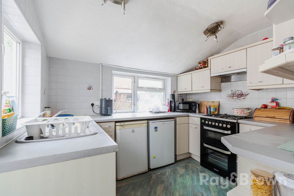 Additional image 17 of 4 bed terraced house for saleLlanishen Street, Heath, Cardiff CF14