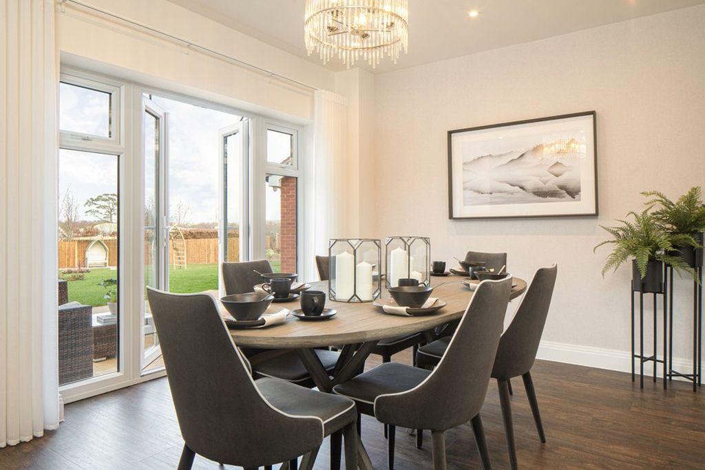 3 bed detached bungalow for saleOff Graves Paddock, Bates Ave SG15 photo 3