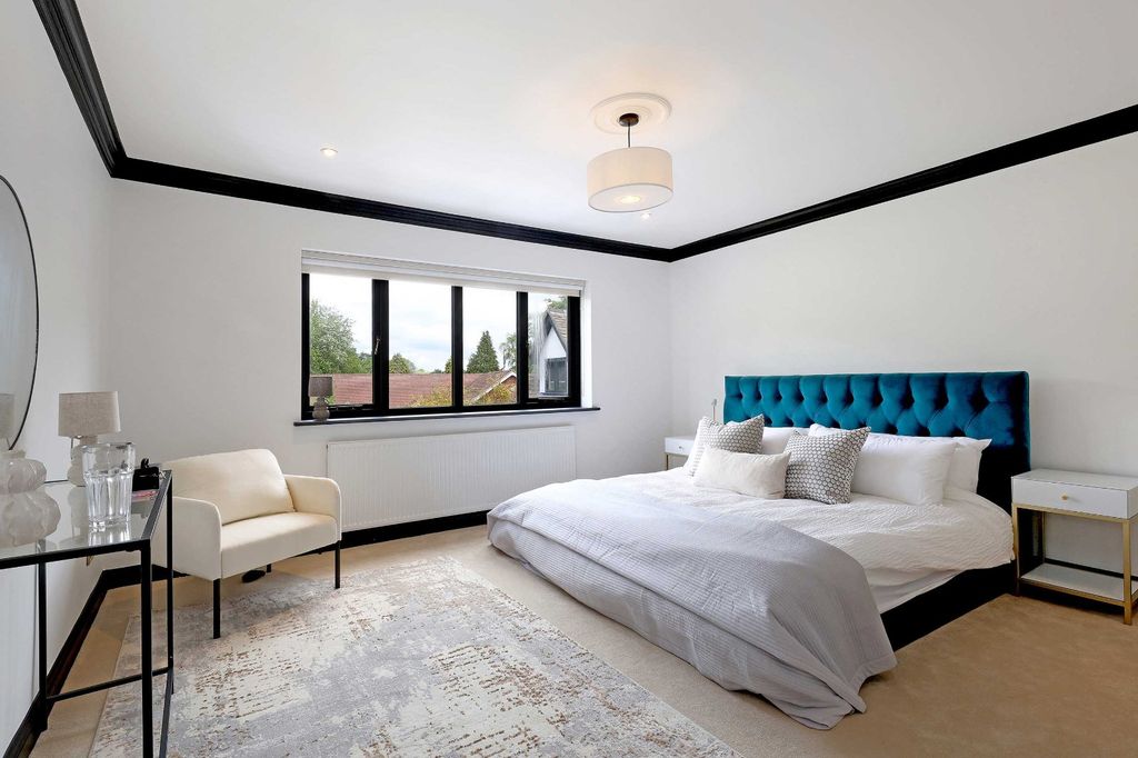 Additional image 16 of 6 bed detached house for salePenn Road, Knotty Green, Beaconsfield, Buckinghamshire HP9