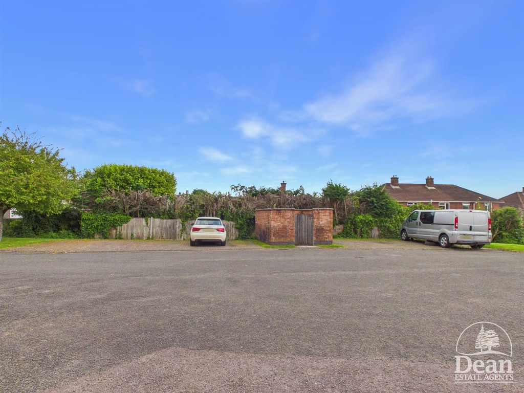 Additional image 9 of 2 bed flat for saleHawthorn Court, Kimberley Drive, Lydney GL15
