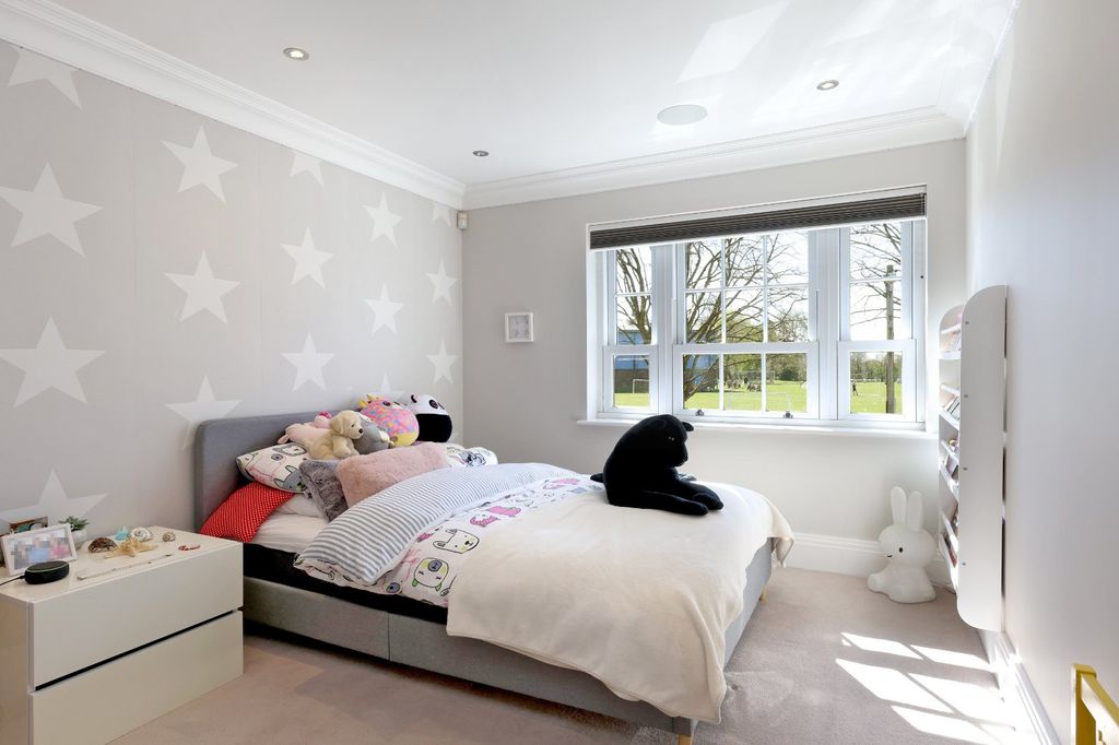 Additional image 18 of 4 bed semi-detached house for saleWattleton Road, Beaconsfield, Buckinghamshire HP9