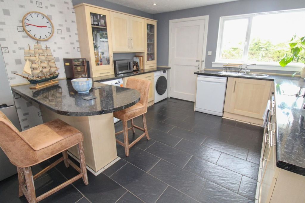 Additional image 7 of 3 bed detached bungalow for sale6 Craig Avenue, Tain IV19