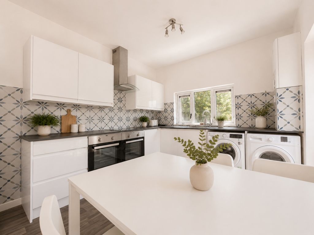 Additional image 4 of 5 bed terraced house for saleMackintosh Place, Roath CF24