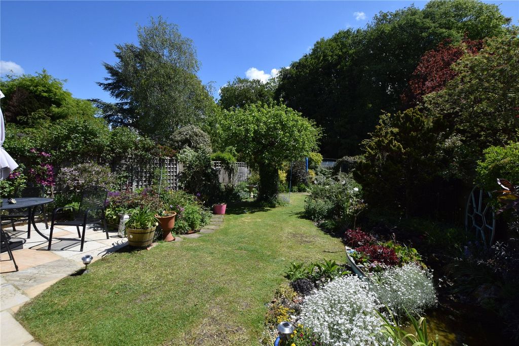 Additional image 26 of 3 bed detached house for saleChawton Park Road, Alton, Hampshire GU34