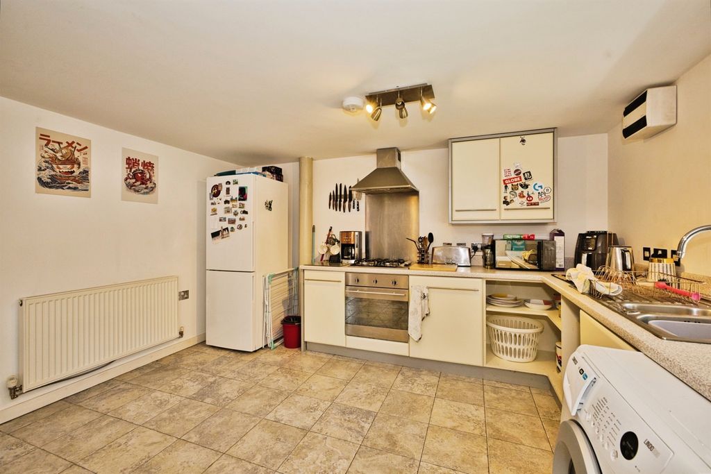 Additional image 2 of 2 bed flat for saleThe Barley Yard, Old Mill Lane, Crewkerne TA18