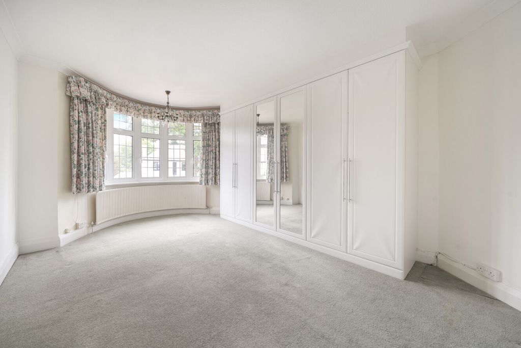 Additional image 11 of 4 bed detached house for saleDen Close, Beckenham BR3