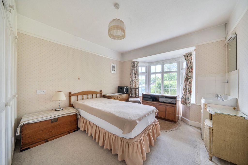 Additional image 7 of 3 bed bungalow for saleQueens Road, Alton, Hampshire GU34