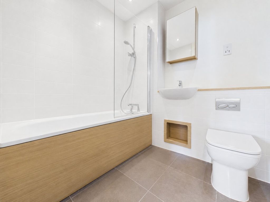 Additional image 8 of 2 bed flat for saleRussell Avenue, Locking Parklands, Weston-Super-Mare BS24