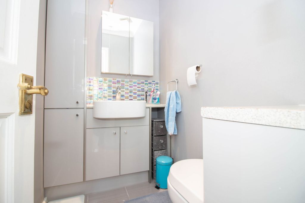 Additional image 14 of 3 bed semi-detached bungalow for saleHarrow Way, Carpenders Park, Watford WD19