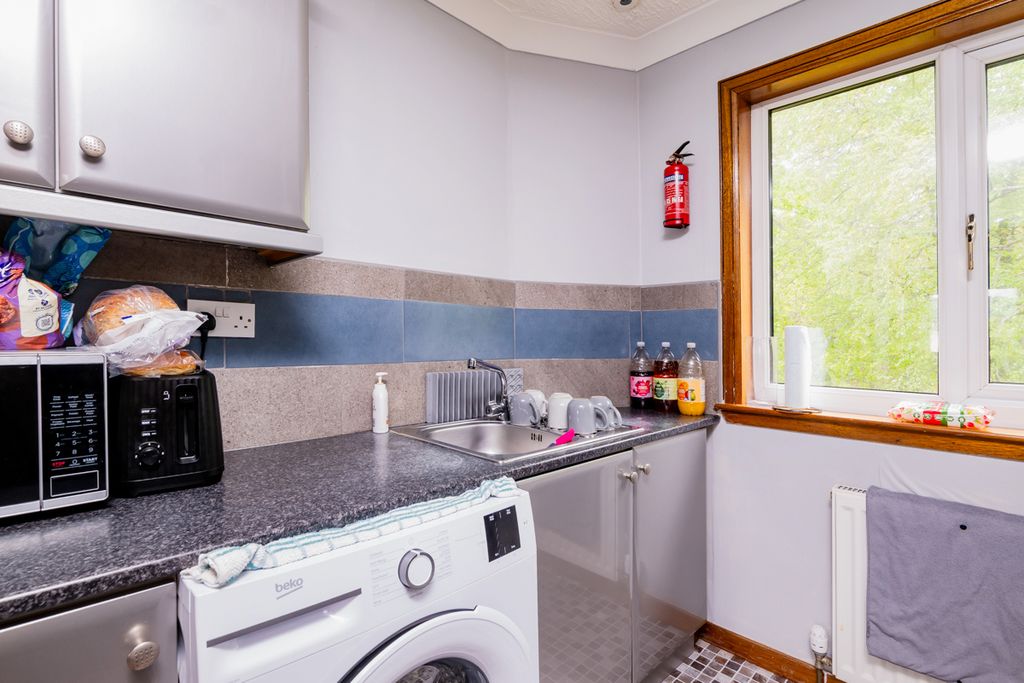 Additional image 7 of 2 bed flat for saleArdbreck Place, Inverness IV2