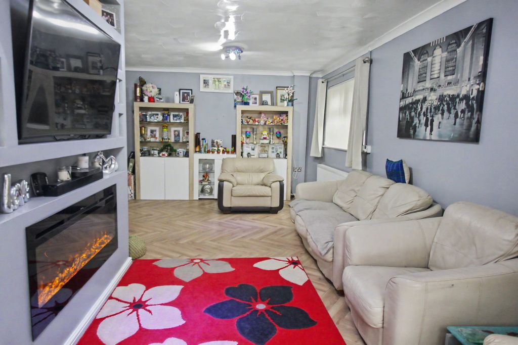 Additional image 11 of 3 bed bungalow for saleSecond Avenue, Caerphilly CF83