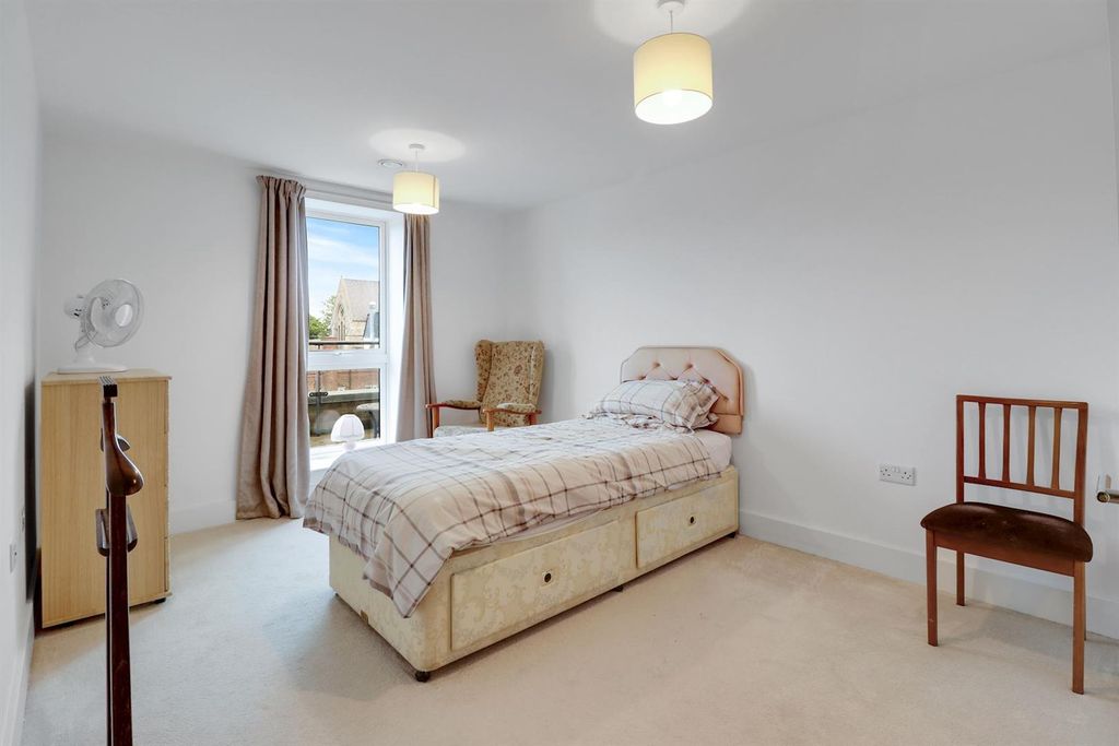 Additional image 6 of 2 bed flat for saleAlbion Road, Bexleyheath DA6