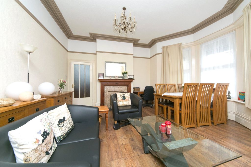 Additional image 17 of 2 bed flat for saleQueens Road, Old Colwyn, Colwyn Bay, Conwy LL29